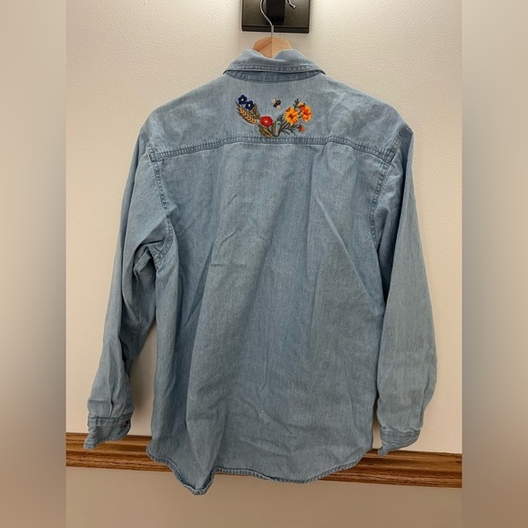 Embroidered Light Blue Denim Shirt - Women - Picture 5 of 7